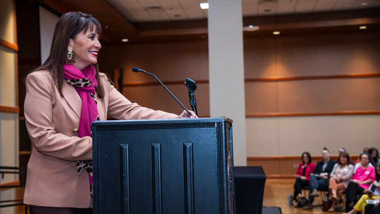 Patricia Riddlebarger speaks at Women's Leadership Coference