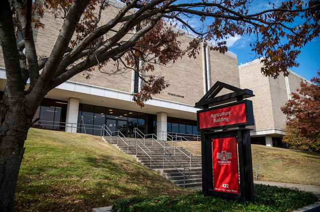 Veterinary Medicine School Plan Takes Next Step