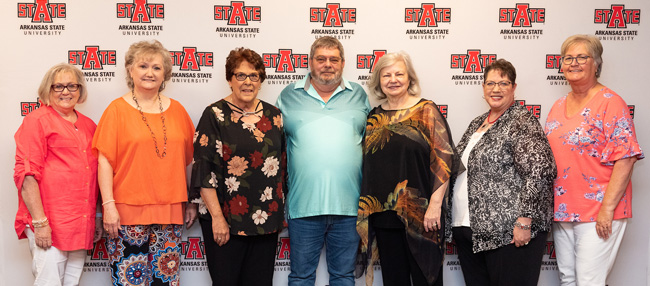 16 Retiring Employees Recognized for 330 Total Years of Service&nbsp;