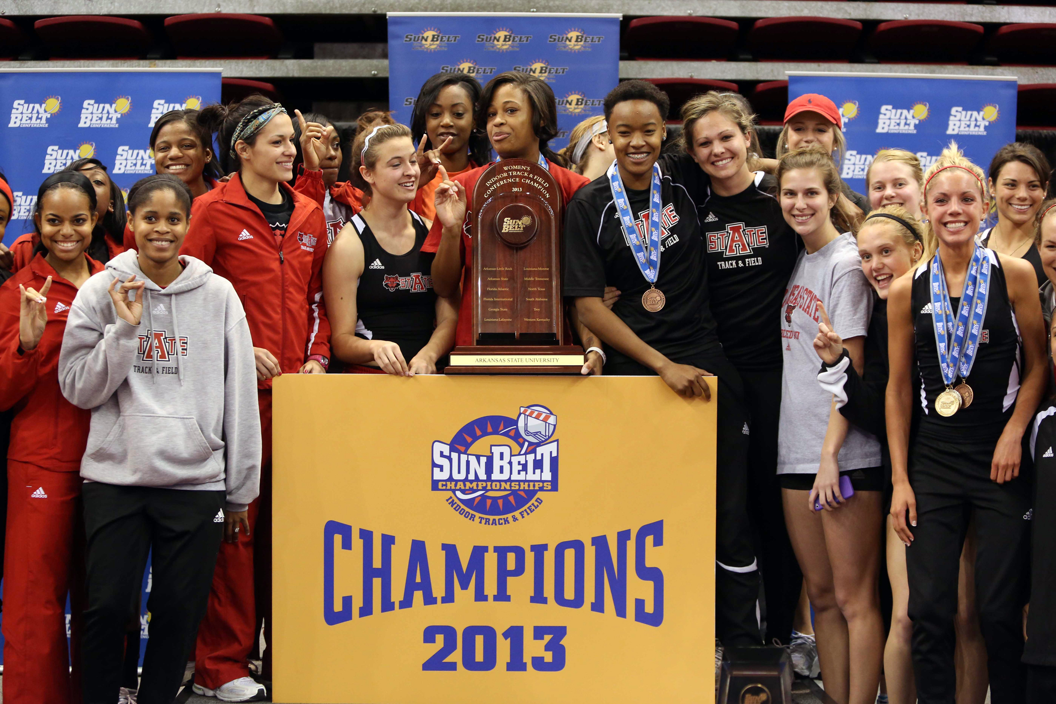 2013 Women's T&F Team